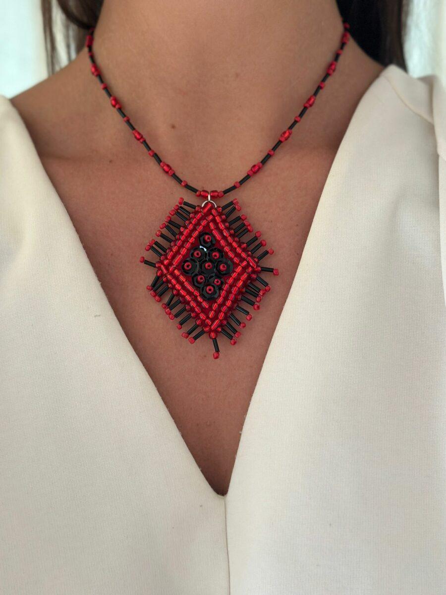 Collar Persia rojo talle unico