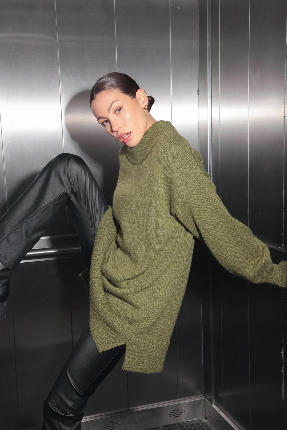 Sweater Taylor Olive verde talle unico