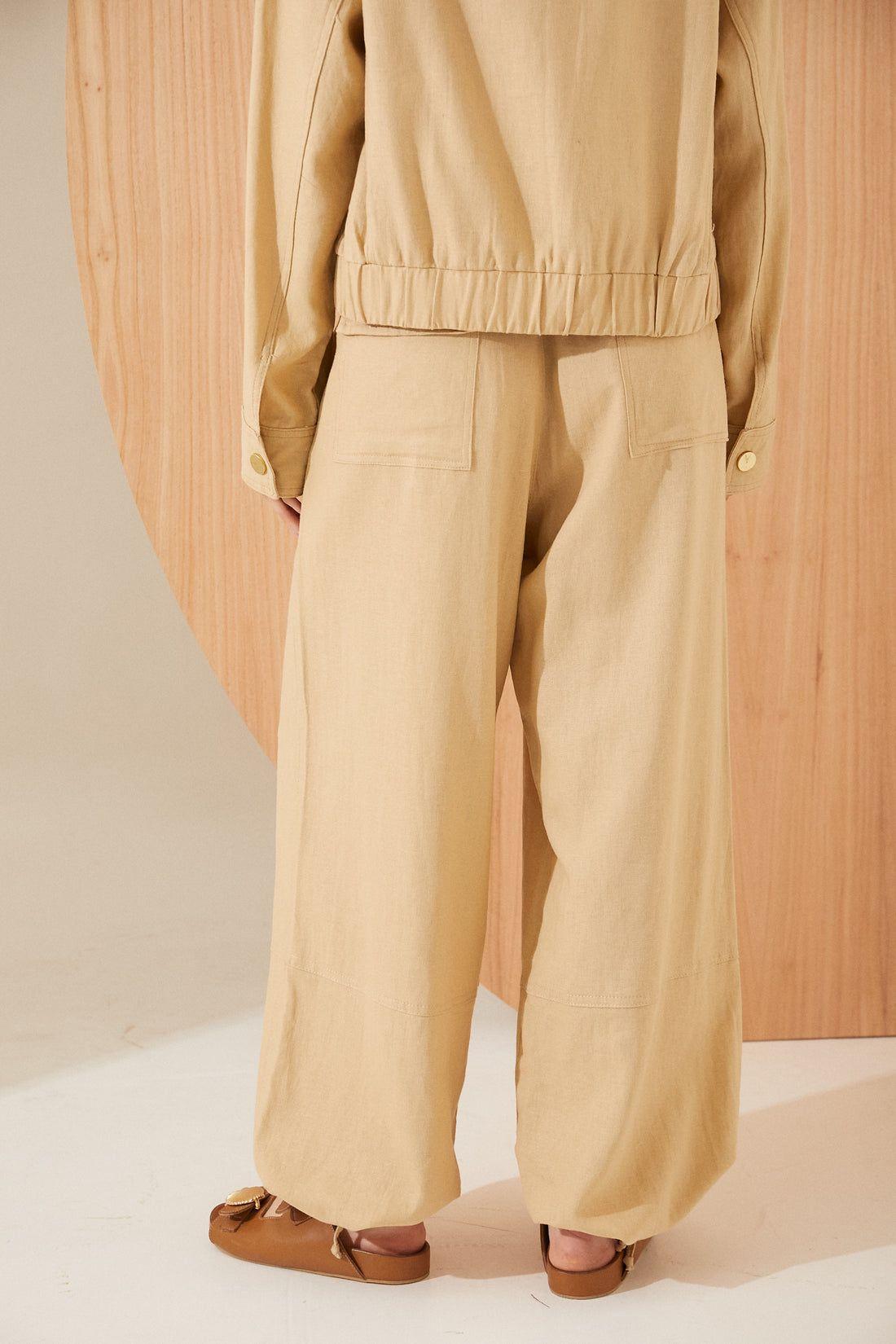 PANTALON TROPICAL beige m