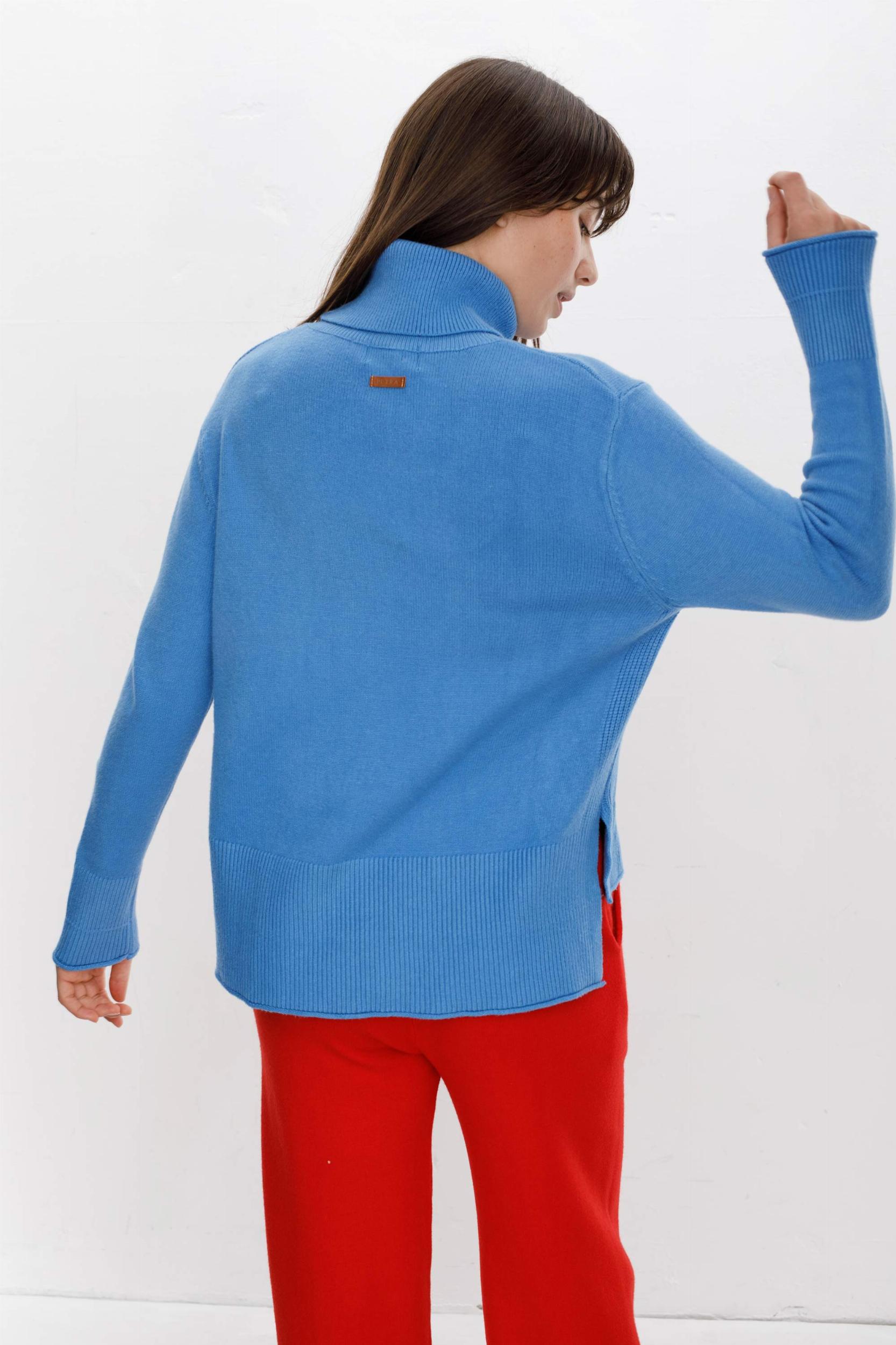 Sweater Polera Serrana azul talle unico