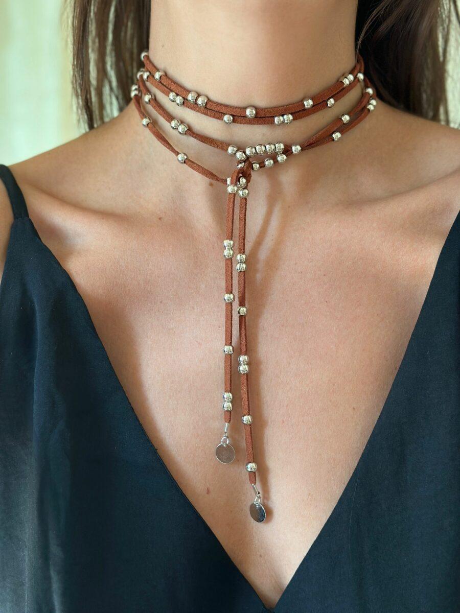 Collar Corbatin chocolate talle unico